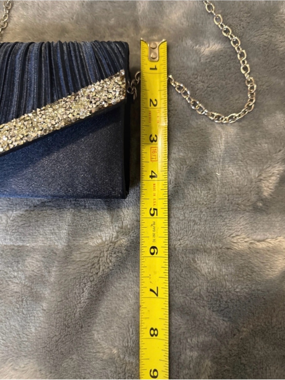 Formal Clutch Style Evening Handbag in Navy Blue, with Detachable Chain - Picture 7 of 8